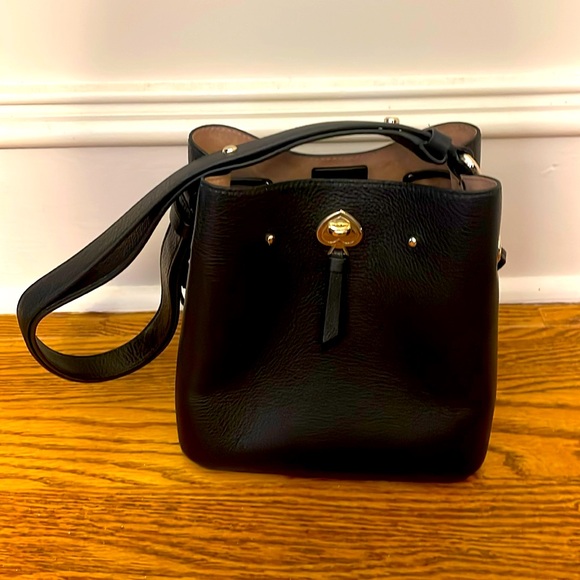 NWOT Kate Spade black leather Marti small bucket bag with matching wallet. NEW! - Picture 4 of 10